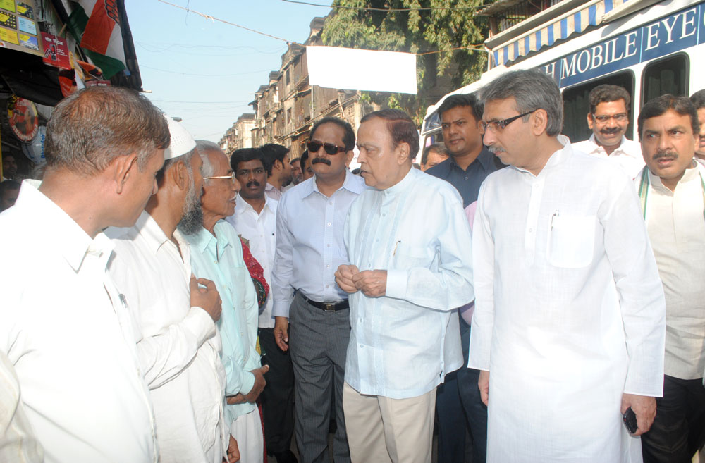FREE MEDICAL EYE CAMP ORGANISED BY M.P.MILIND DEORA & KARMA AT SOUTH MUMBAI WORLI.