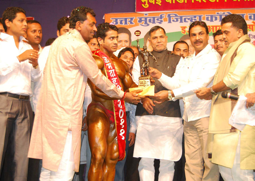 MUMBAI CONGRESS PRESIDENT KRIPASHANKAR SINGH & MINISTER MOHAD.ARIF NASIM KHAN AT KANDEVLI.