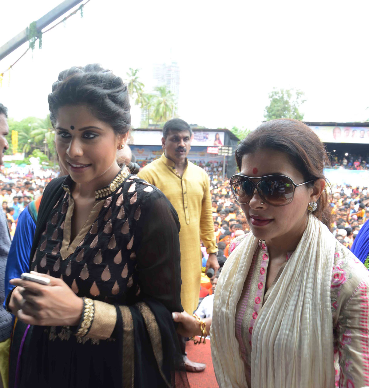Govinda Re Gopala !!!!!