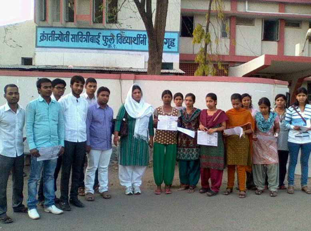 NSUI NATIONAL CO-ORDINATOR HEENA VIJAY KANOJIA IN MARATHWADA.