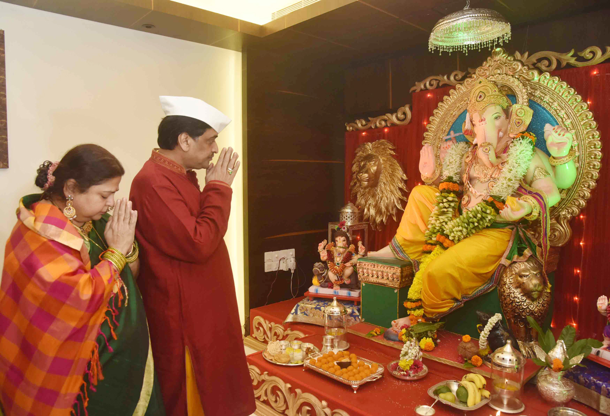 Ganapati Bappa Moorya # MPCC President & Ex.CM Ashokrao Chavan.