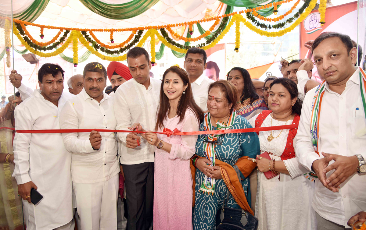 MRCC President Milind Deora During Mumbai North Lok Sabha Congress Party Candidate Urmila Matondkar Election Campaign at Borivali.