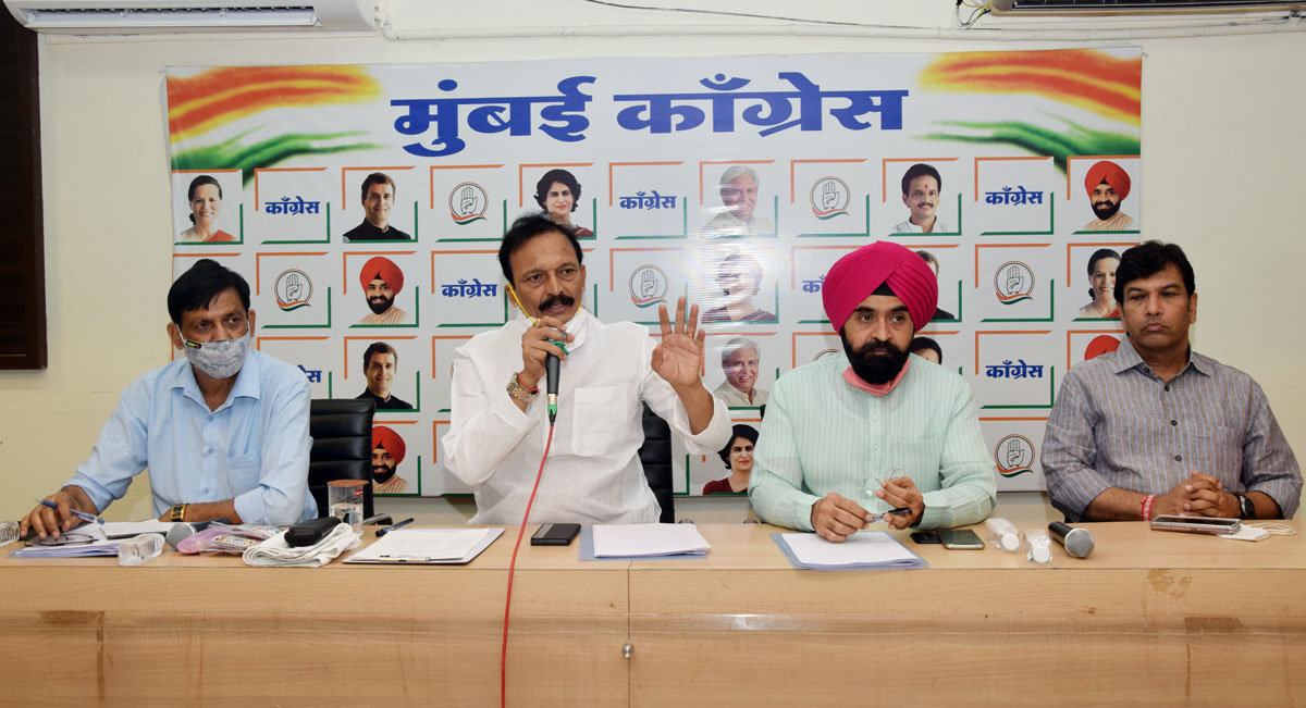 MRCC President Bhai Jagtap & Working President Charansingh Sapra during Office Bearers Meeting at MRCC Karyalaya CST Mumbai.
