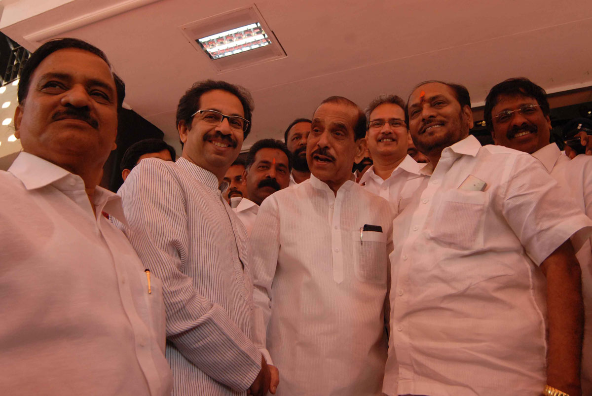 SHIVSENA WORKING PRESIDENT UDHAV THAKRE AT VIDHAN BHAVAN MUMBAI.
