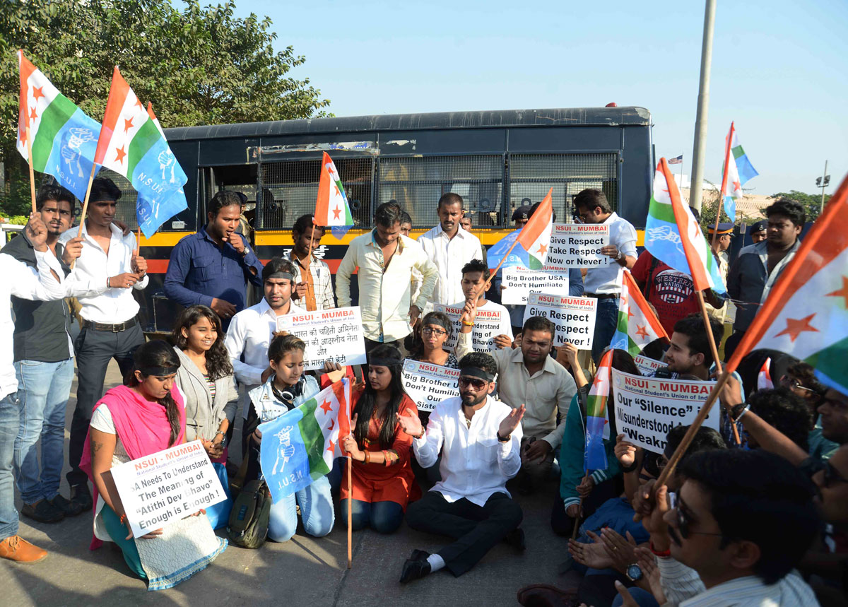 Mumbai NSUI Protest at American Ambassy Bandra Kurla complex.