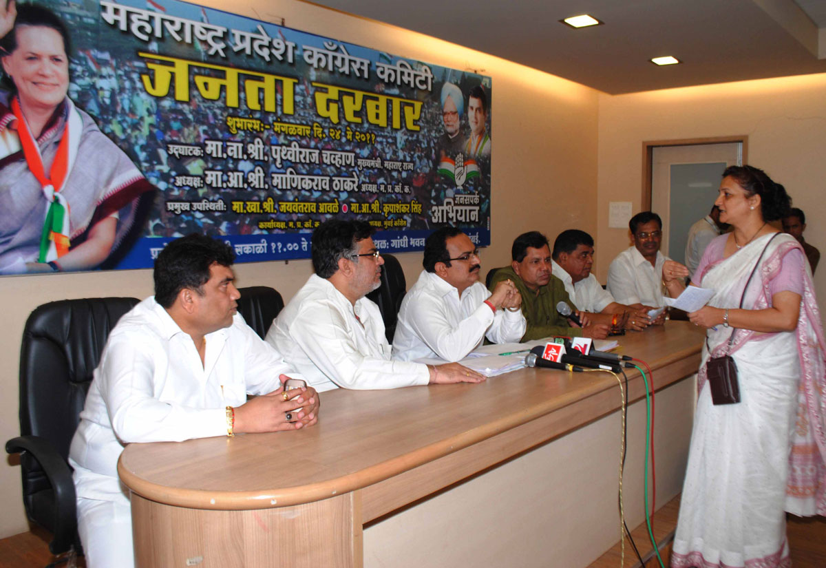 MINISTER SANJAY DEVTALE ON JANTA DARBAR AT GANDHI BHAVAN.