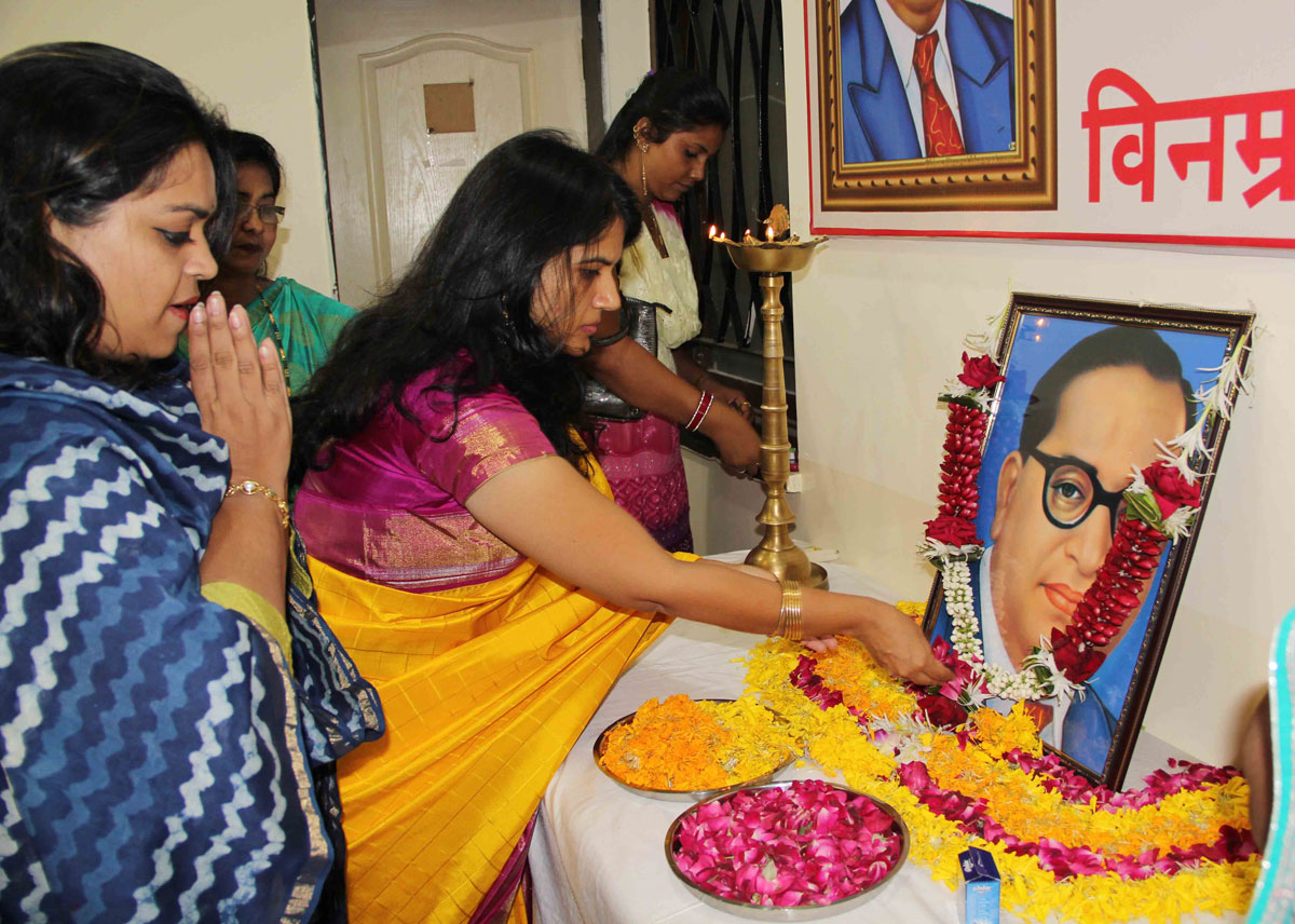 Bombay Graduate Forums Launch of Mahila Swayam Shakti Bachat Gat Yojana at Andheri Rotary Club.