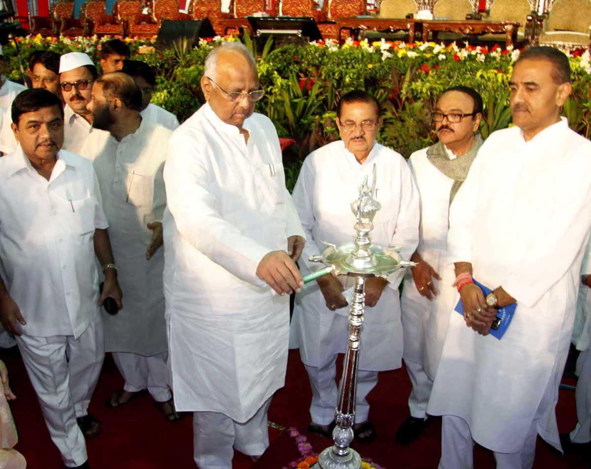 UNION MINISTER SHARAD PAWAR IN NCP STATE SESSION IN BALEWADI AT PUNE.