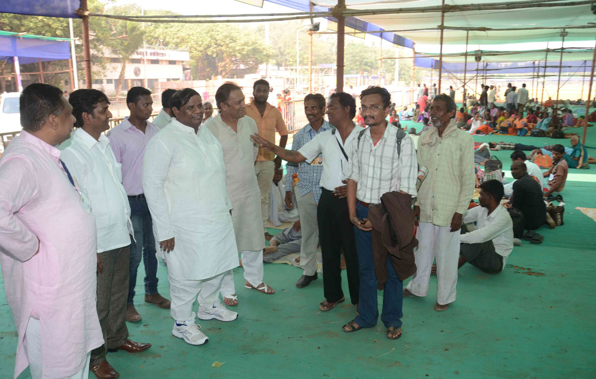 Mumbai Congress President Prof.Janardan Chandurkar Visited chaitya bhoomi,Shivaji Park at Dadar.