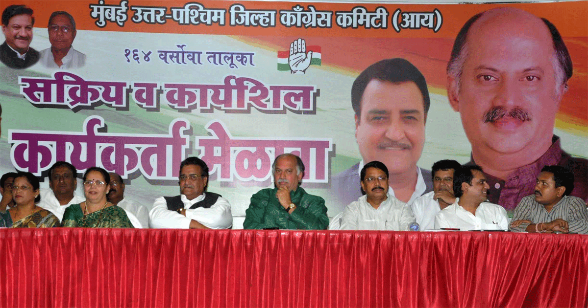 M.P.& EX.UNION MINISTER GURUDAS KAMAT IN KARYKATA MELAVA AT ANDHERI (W).