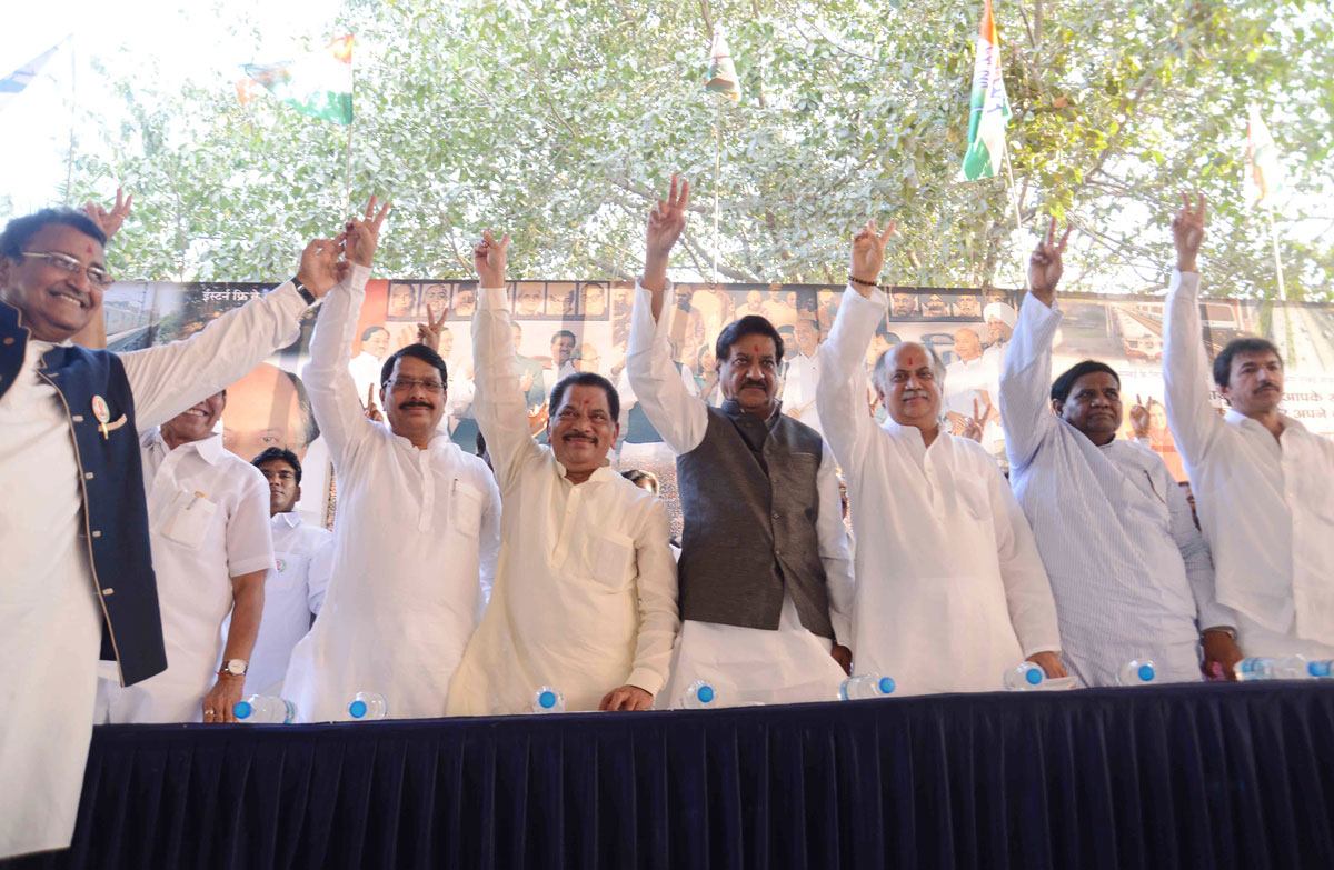 The Central Election Office of Congress-NCP North-West MP.Candidate Mr.Gurudas Kamat Inaugurated by Hon'ble Chief Minister Prithviraj Chavan at Chitrakoot ground Andheri.