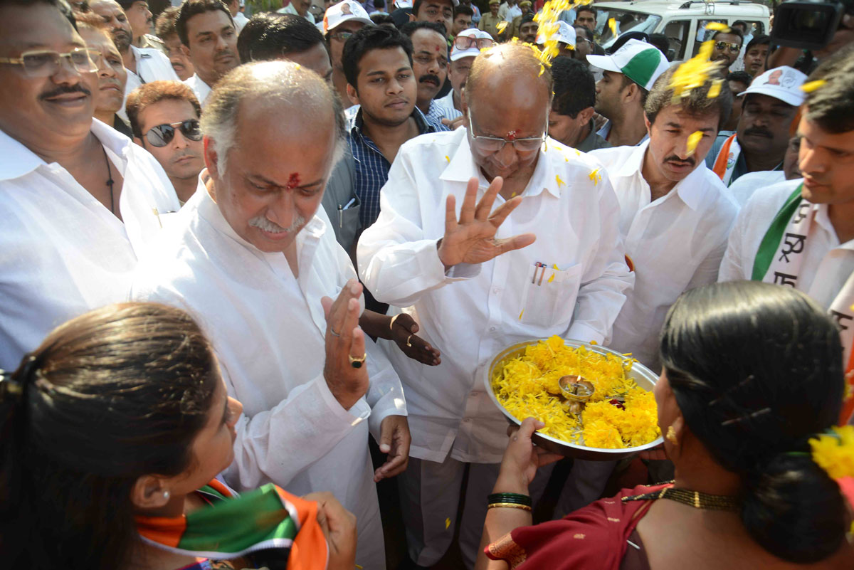 Election Campaign Public Meeting of Congress /NCP/PRP(Kawade)/ Republican Party of India (Democratic) Alliance MP.Candidate Gurudas Kamat with NCP Chief Sharad Pawar on the Last Public Rally at BEST Ground,Goregaon West, Mumbai.