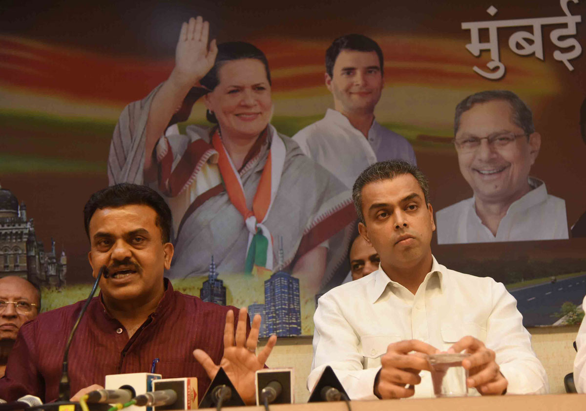 MRCC President Sanjay Nirupam & South Mumbai Congress Party Leader Ex.MP Milind Deora.