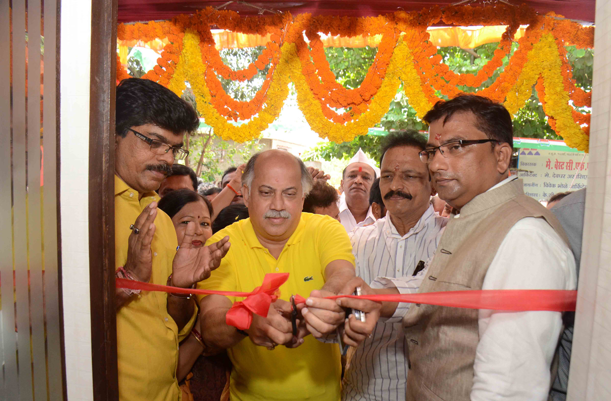 AICC Gen Sec.CWC Member & Former MP Gurudas Kamat Inaugurated Gen Secretary Purushottam Jalgaiokar at M.H.B. Colony, Jogeshwari (E).