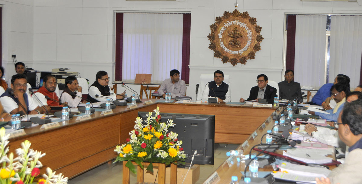 Chief Minister Devendra Fadnavis with his Minister's Team during  Cabinet Meeting on Marathwada Region at Aurangabad.