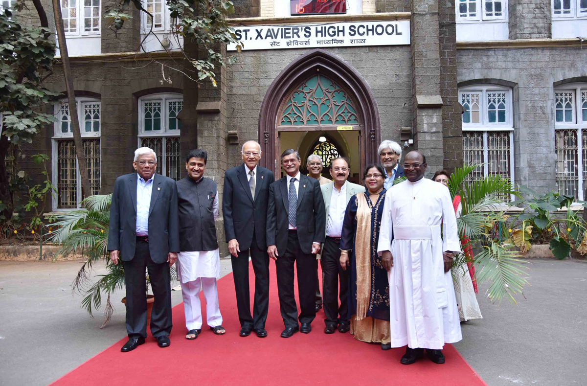 Ex.CM & MPCC President Asholrao Chavan at St.Xaviers High School on 150th Year Top Most Personalities Ex.Students Get Toghether.