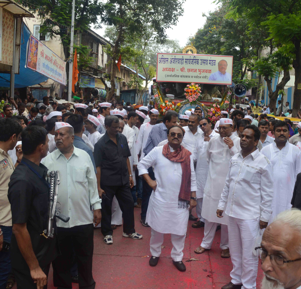 गणपती बाप्पा मोरया पुढच्या वर्षी लवकर या !!!!!!!!