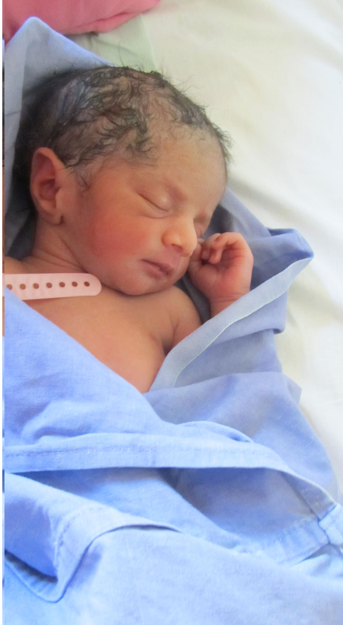 CHILD BORN TODAY 11/11/11 ON 11 AM. AT BHAKTIVEDANT HOSPITAL MIRA ROAD.