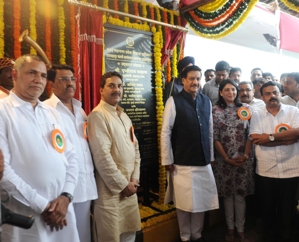 CHIEF MINISTER PRITHVIRAJ CHAVAN INAUGURATES LBSN FLY OVER LINK ROAD TO SANTACRUZ & CHEMBHUR.
