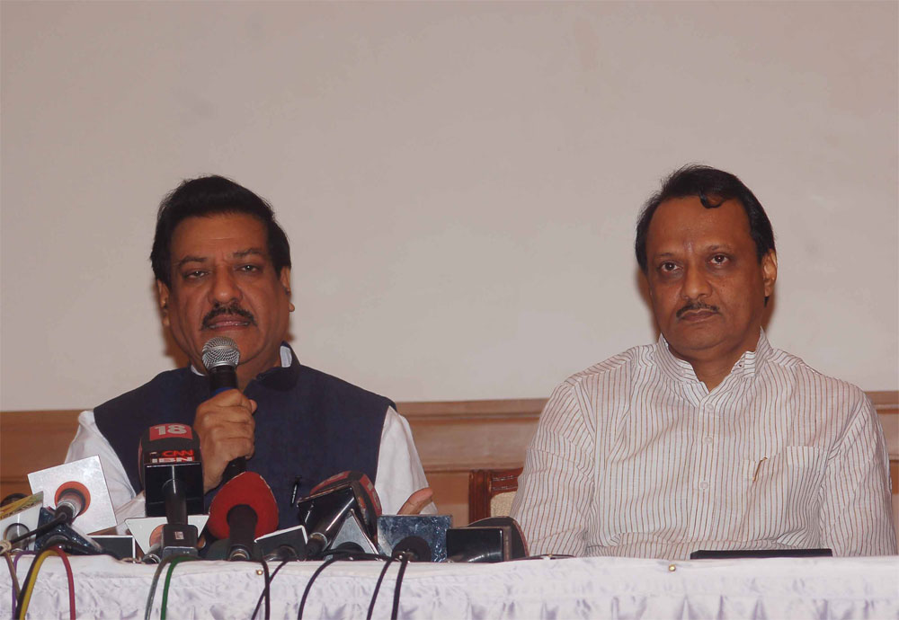 CHIEF MINISTER.PRITHVIRAJ CHAVAN & DY.CHIEF MINISTER AJITDADA PAWAR AT SAHYADRI GUEST HOUSE.