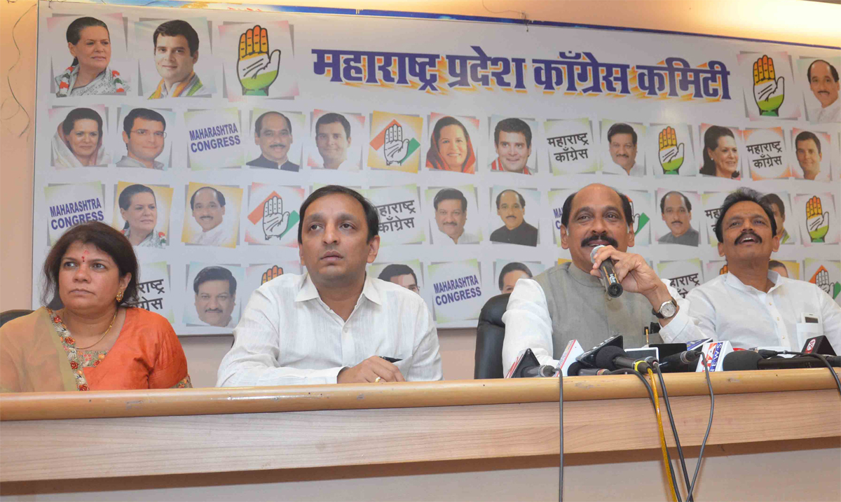 MPCC President Manikrao Thakre Press Conference at Gandhi Bhavan Nariman Point.