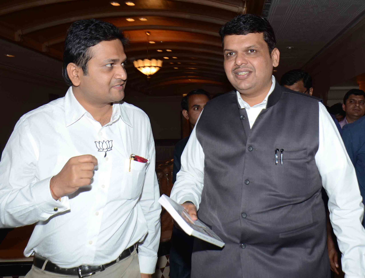 BJP Yuva Leader Adv.Amit Munde meets Chief Minister Devendra Fadnavis at Sahayadri Guest House.