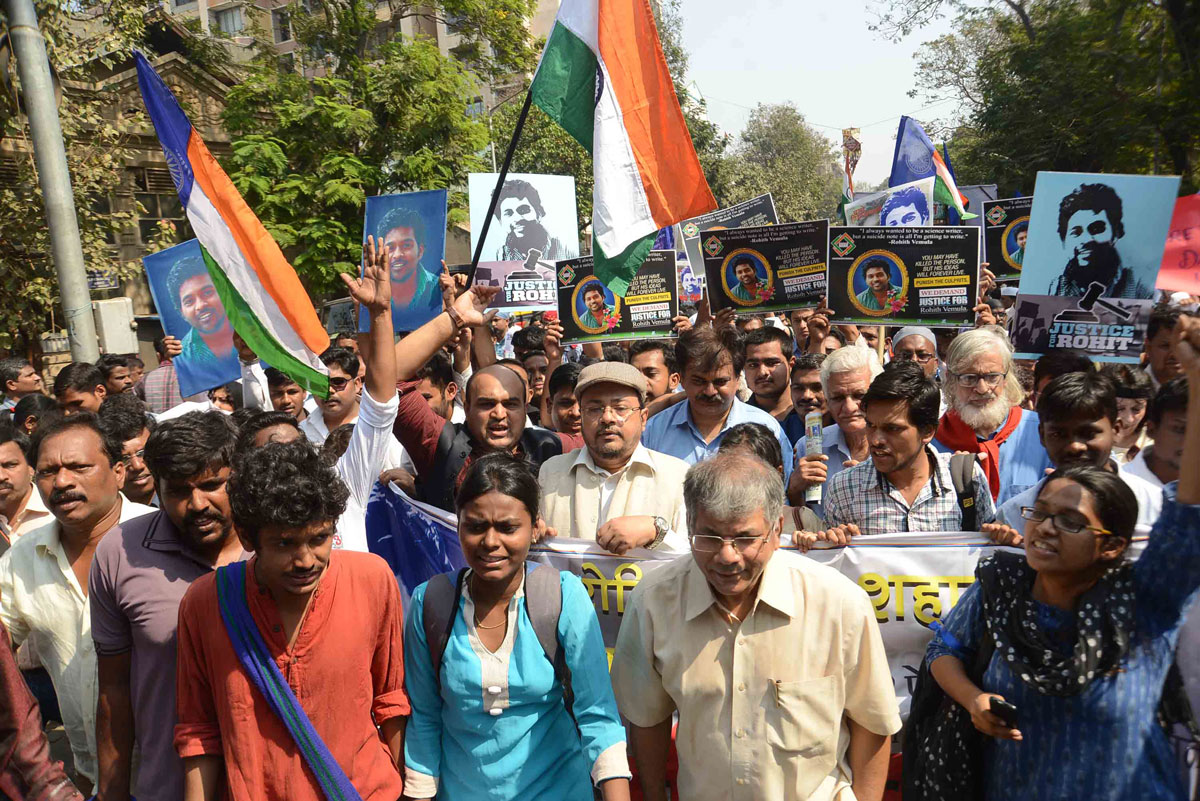 Adv.Prakash Ambedkar & others NGO's Protest Rally against Govt on Dalit Phd Scholar Rohit Vemula Sucide at Hyderabad University from Byculla Ranibaugh to Vidhan Bhavan.