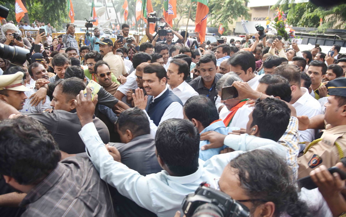 BJP Leader CM  Devendra Fadnavis Celebration with Team at BJP Office at Nariman Point.
