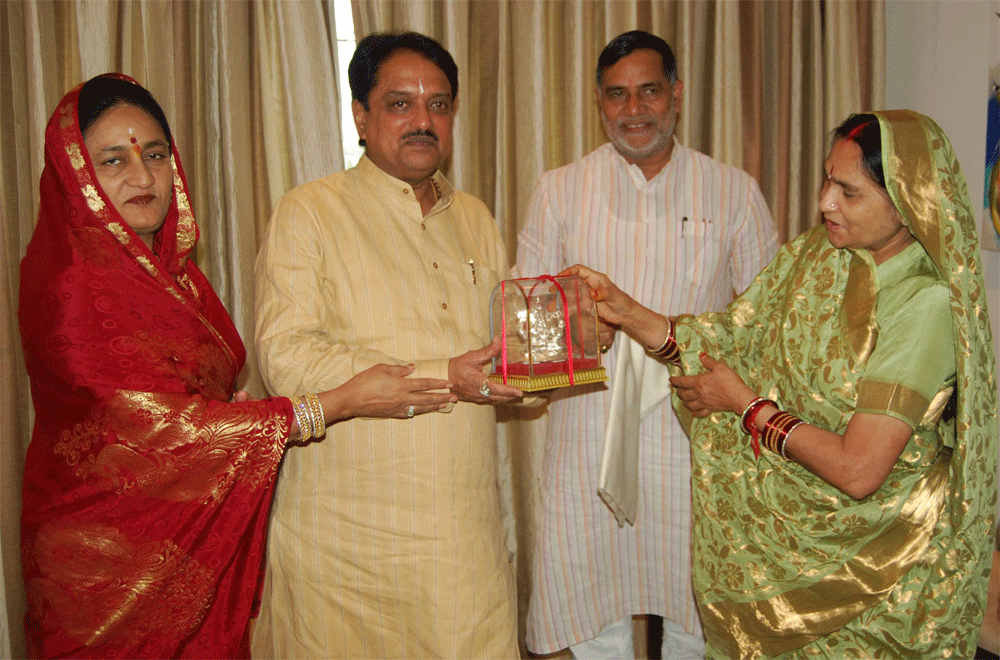 GANPATI BAPPA MORYA !!!!