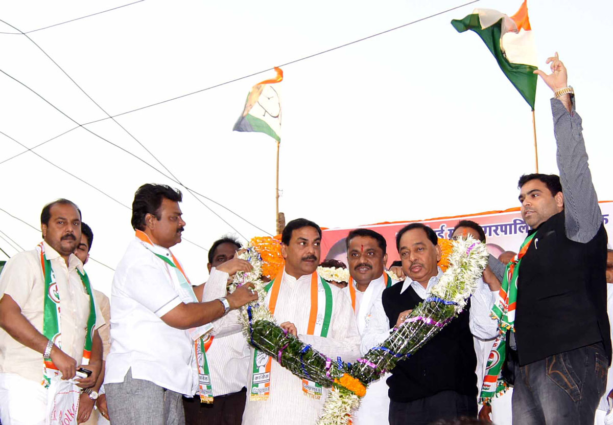 CONGRESS-NCP & PRP CANDIDATE WARD.NO 154 GANESH CHAVAN JAHIR SABHA ON OCCASION MINISTER NARAYANRAO RANE & MINISTER ARIF NASIM KHAN AT KURLA KAJUPADA.