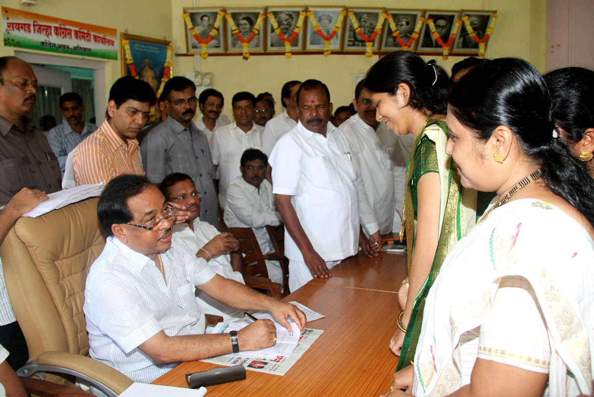 MINISTER NARAYANRAO RANE IN JANTA DARBAR AT ALIBAUGH.