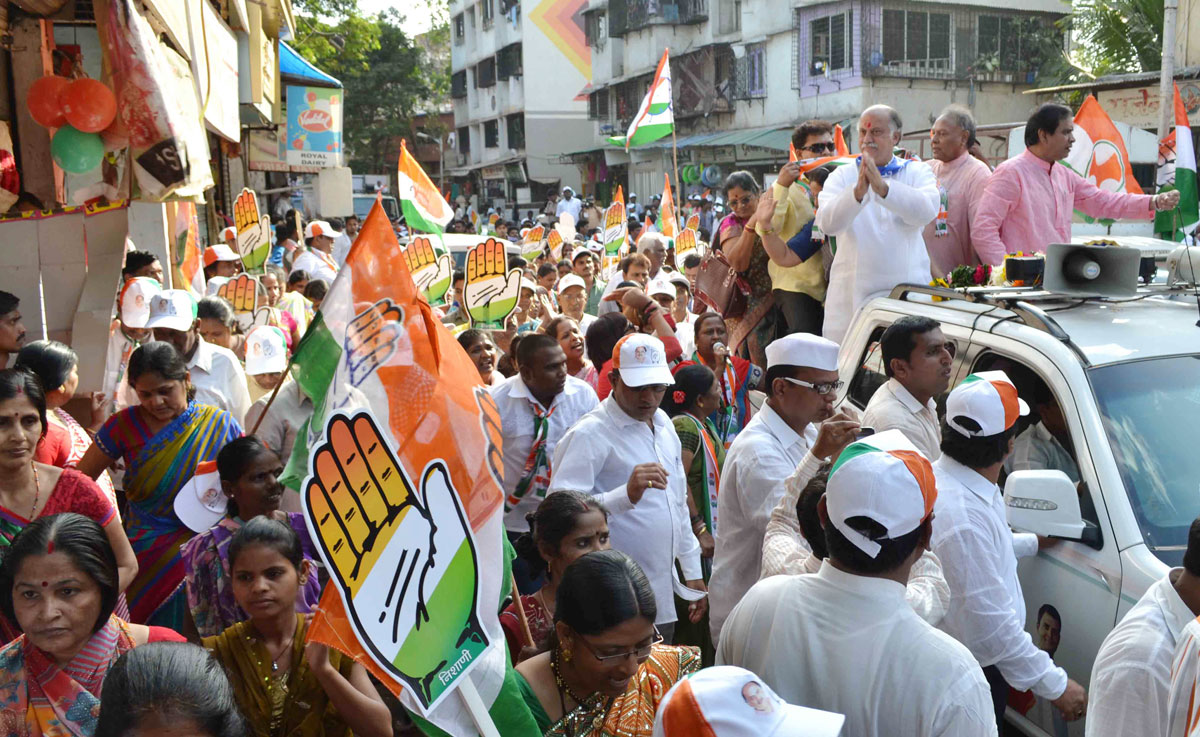 AICC Gen. Secretary & MP. Gurudas Kamat Campaigning Rally for MP Election at Malad.