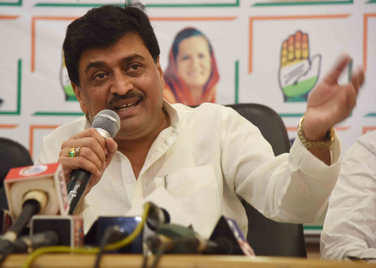 MPCC President Ashokrao Chavan Press Conference at Gandhi Bhavan.