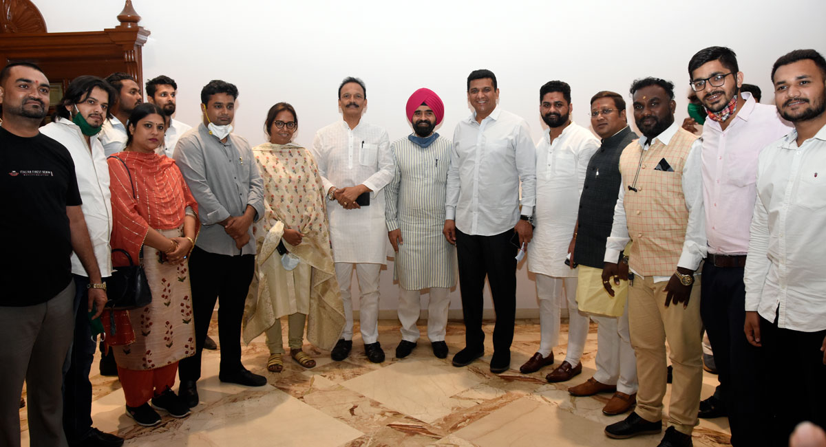 Youth Congress Team meeting with MRCC Leaders Team at Sahyadri Guest House.