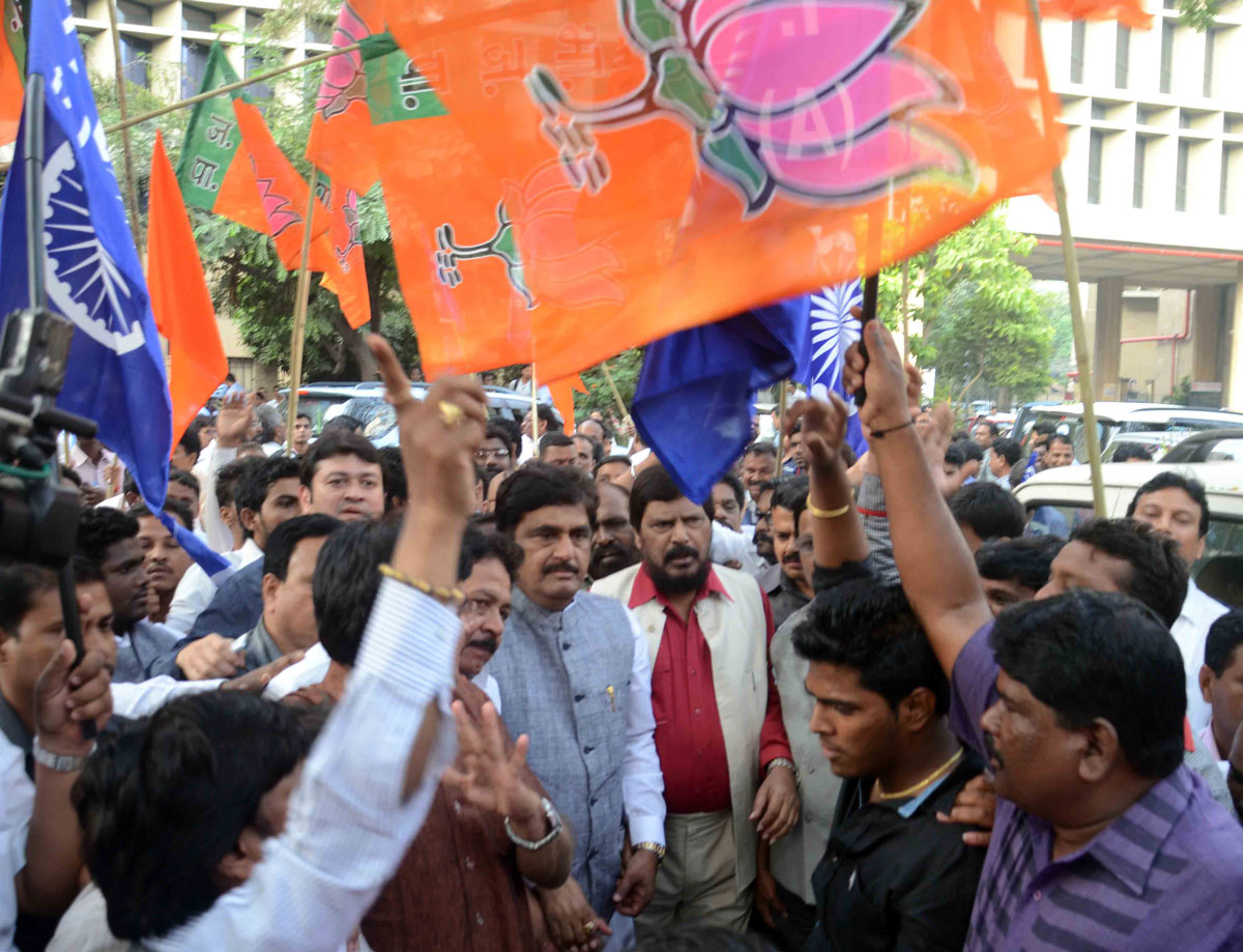 Mahayuti Celebration On Declaration Of RPI Chief Ramdas Athawale As Rajya Sabha (MP) Candidate.