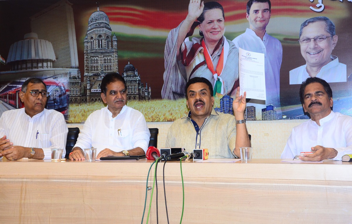 Mumbai Congress President Sanjay Nirupam Press Conference at Rajiv Gandhi Bhavan Azad Maidan.