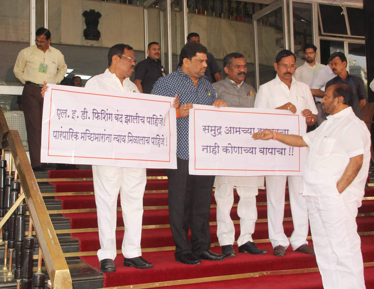 #Mumbai Session:3rd Day Assembly Summer Session Mumbai Vidhan Bhavan.