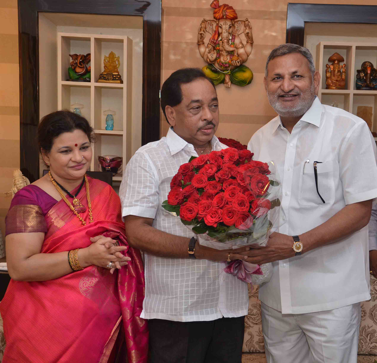 MINISTER NARAYANRAO RANE AT SWANAND ON HIS BIRTHDAY.