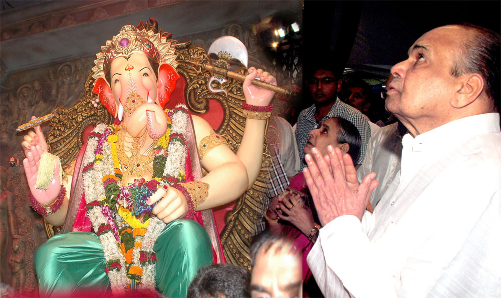 GOVERNOR K. SANKARNARAYANA FOR GANESH POOJA AT LALBAUGH RAJA.