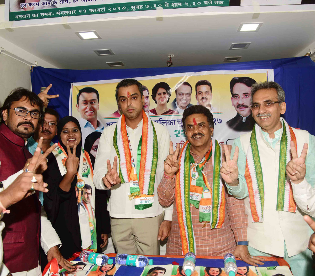 Mumbai Congress President Sanjay Nirupam & Ex.Min.& South Mumbai Congress Party Leader Milind Deora during Election Campaign & Candidates Election OffIce Inauguration In South Mumbai.