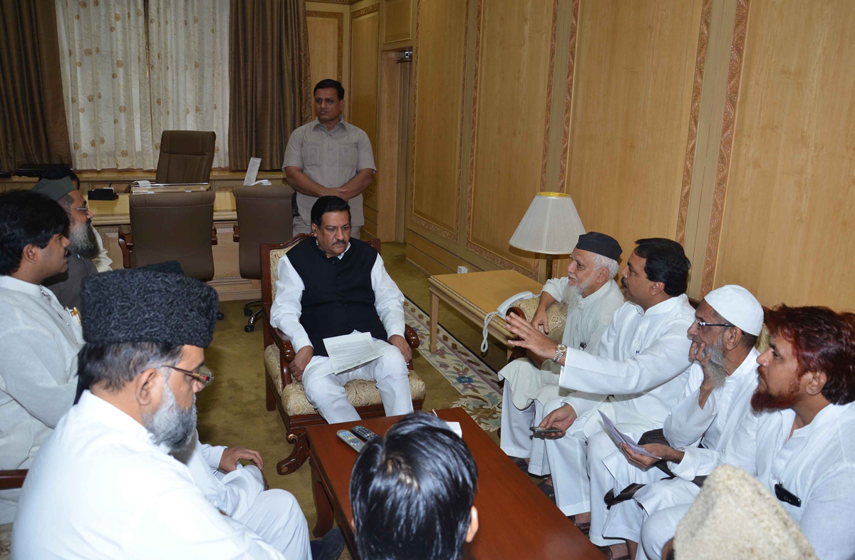 ON THE OCCASION OF 20TH DEATH ANNIVERSARY OF BHARATRATNA LATE PRIME MINISTER RAJIV GANDHI AT MUMBAI.
