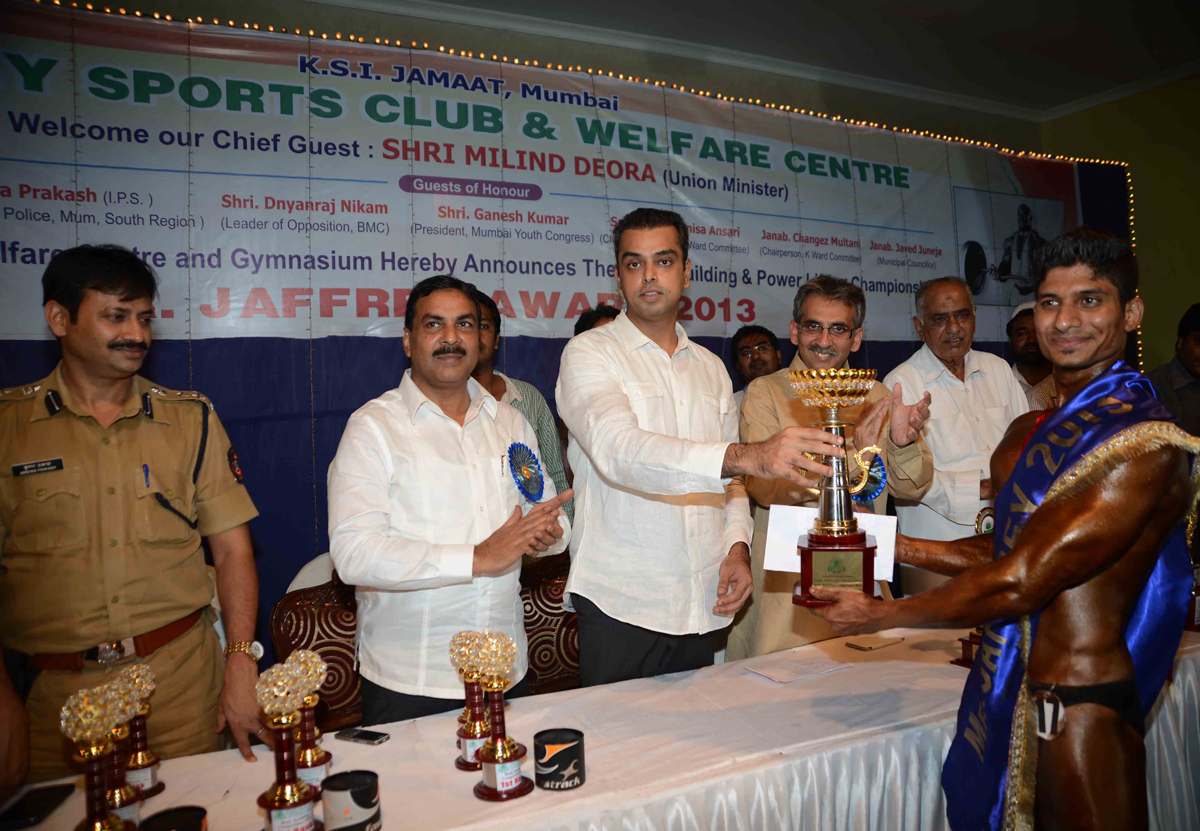UNION MINISTER OF STATE & MP.MILIND DEORA IN SOUTH MUMBAI At KESAR BAUGH DONGRI.