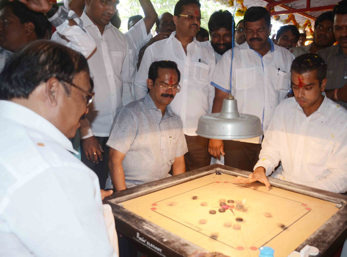 Union Minister of state & MP.Milind Deora Inaugurates the completed work by his MP LAD Funds in South Mumbai