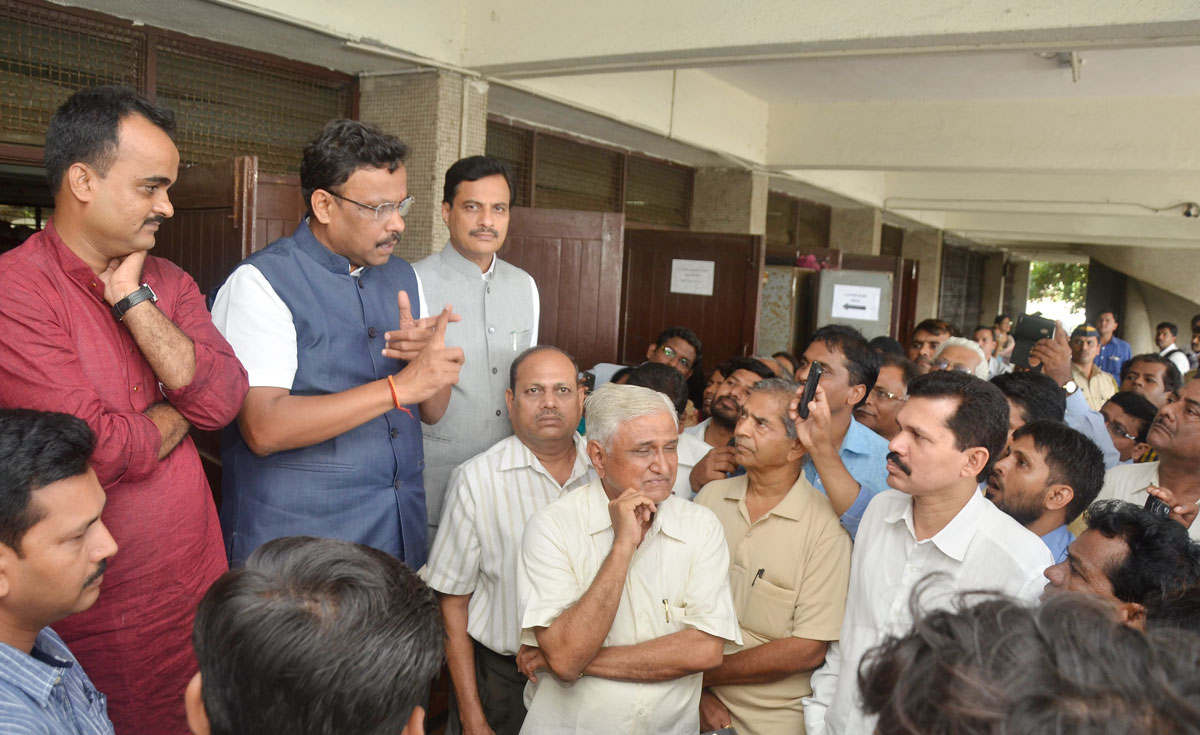 Education Minsiter Vinod Tawade & Teacher's MLA at Shikshak Bhavan Churni Road.