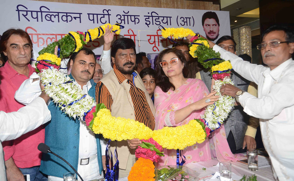 RPI Leader MP Ramdas Athawale & Cine Star Salma Agha at Andheri.
