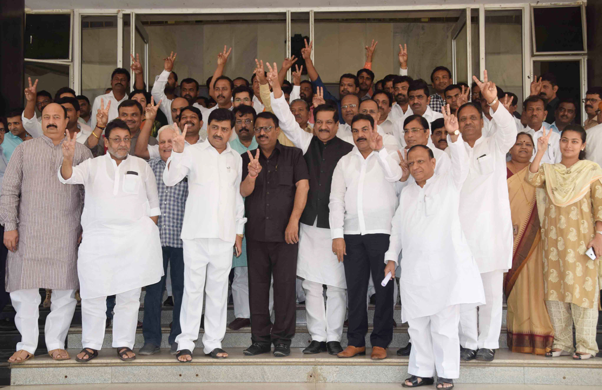 Vidhan Parishad Candidates Congress- NCP- Dilip Mane Filed Their Nomination Form at Vidhan Bhavan Mumbai.