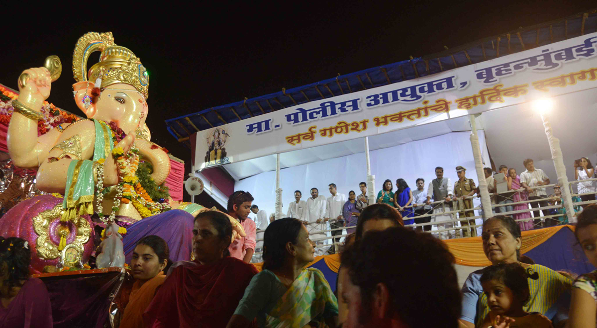 गणपती बाप्पा मोरया पुढच्या वर्षी लवकर या !!!!!!!!