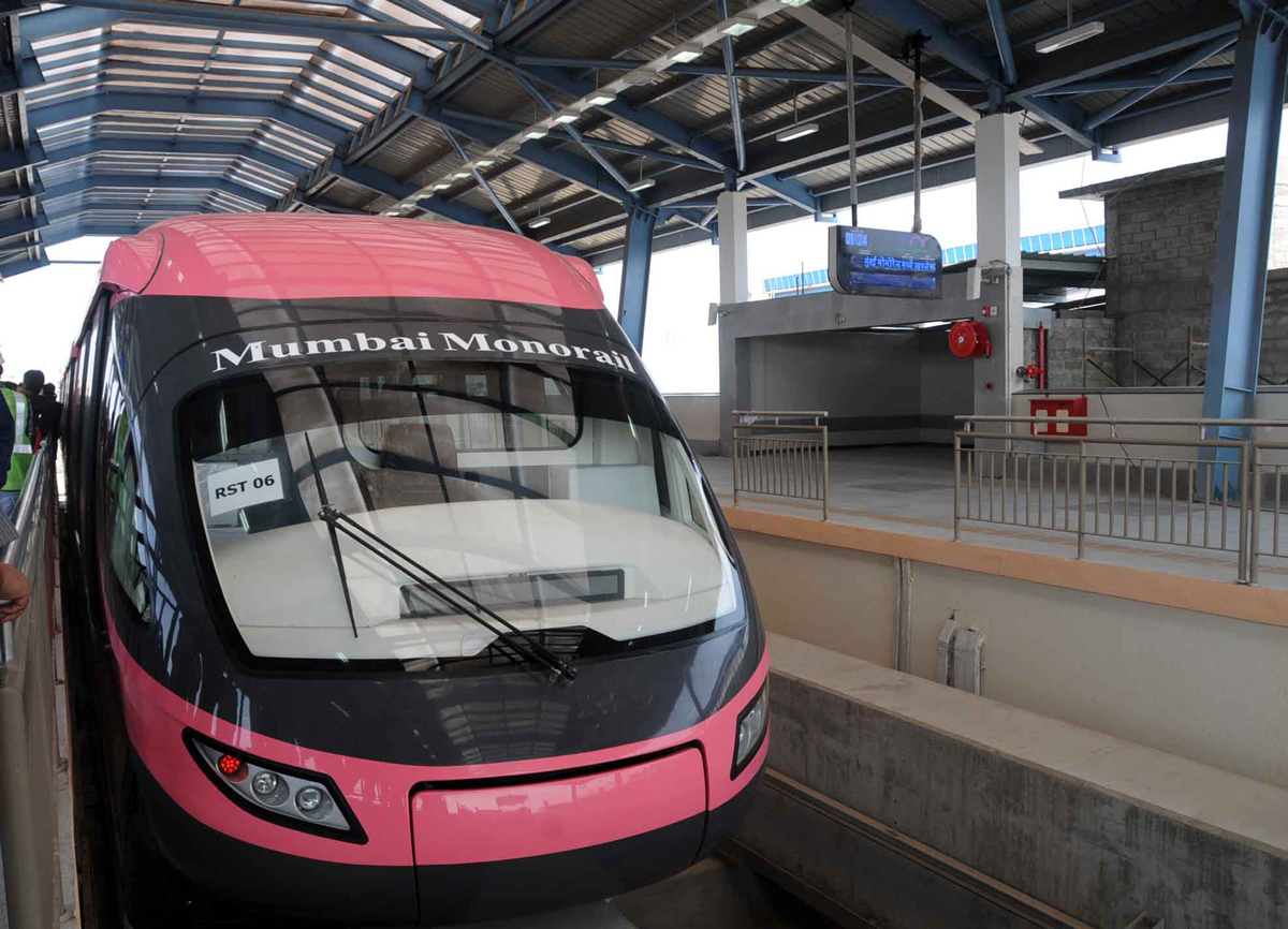 MUMBAI MONORAIL ON TEST.