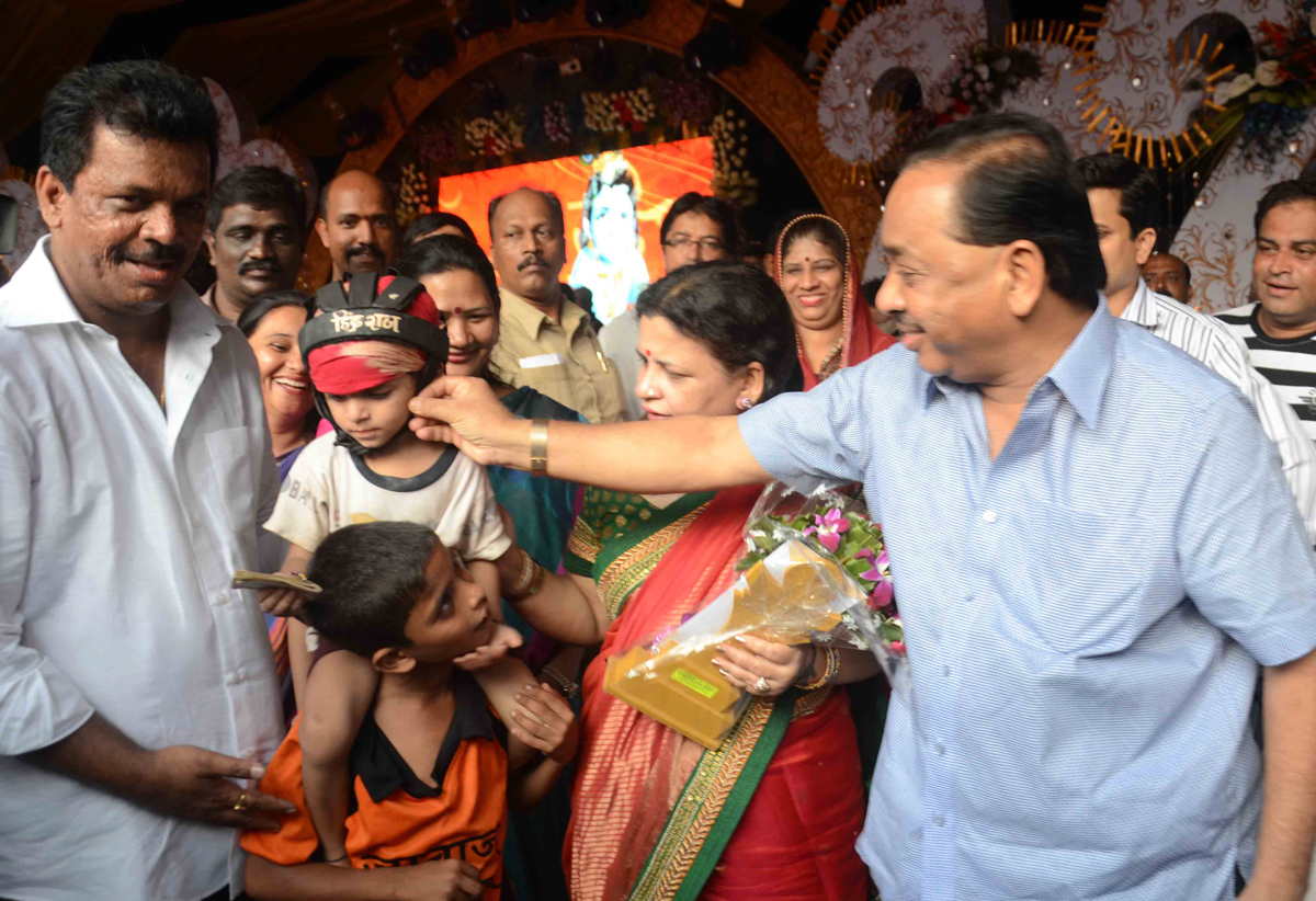 GOVINDA ALA RE ALA !!!!!!
