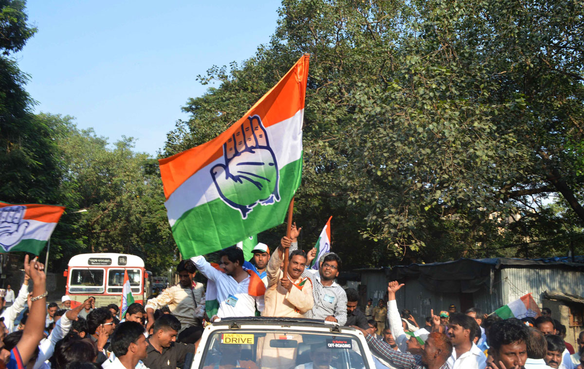 168-Chandivali Assembly Congress Candidate Mohd.Arif Nasim Khan Wins.